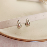 Argollas Mini Triángulos Plateado - Colección Acero